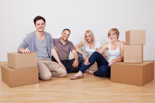 Student storage options in Cowley for boxes and luggage